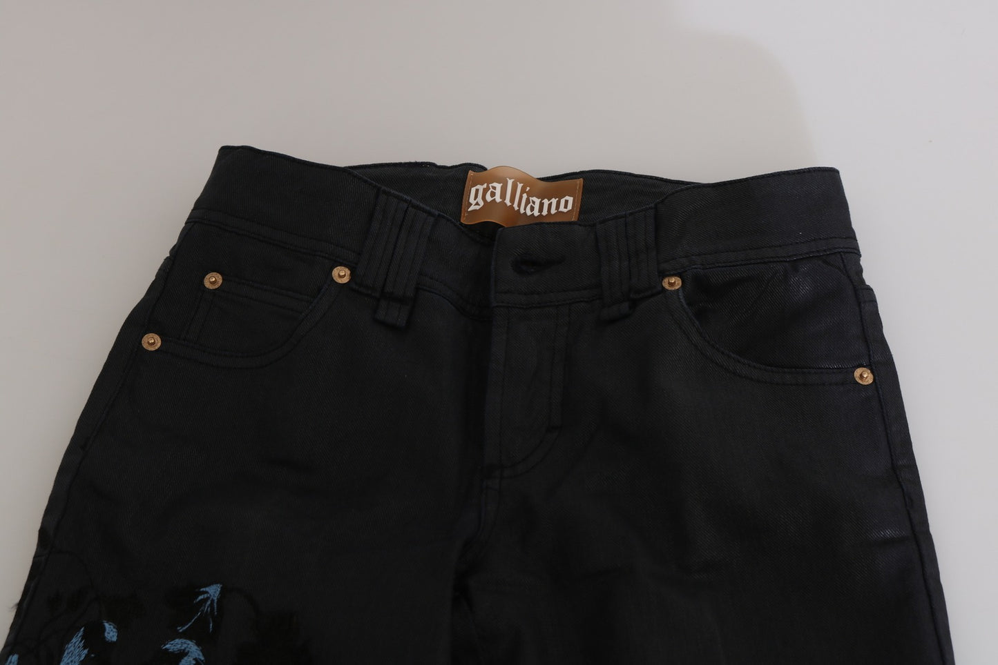 Jeans skinny a vita media con ricamo floreale Black Swan di John Galliano