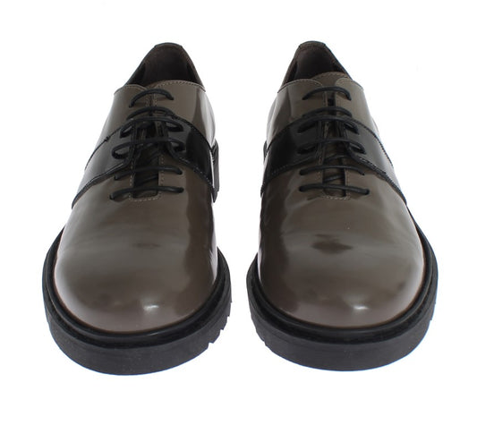 AI_ Scarpe con lacci in pelle grigio-marrone