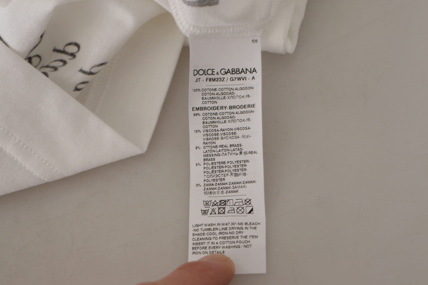 T-shirt girocollo in cotone con rose bianche e nere di Dolce & Gabbana