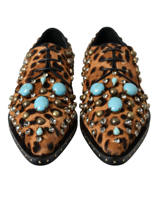 Dolce & Gabbana Abito con cristalli e scarpe Broque in pelliccia leopardata marrone