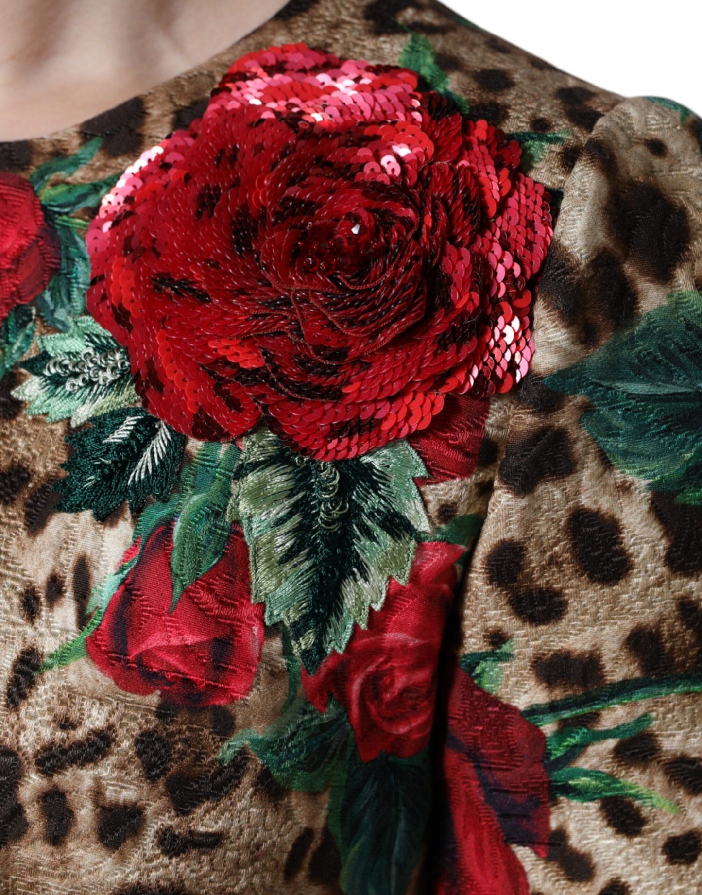 Abito a trapezio in cotone con rose rosse e leopardo marrone Dolce & Gabbana