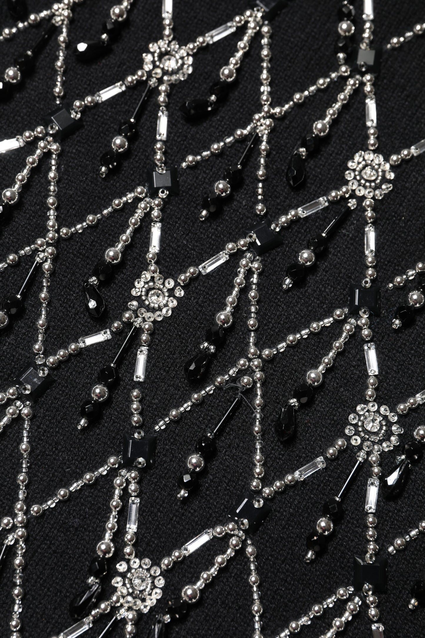 Dolce & Gabbana Top a maniche lunghe in cashmere nero decorato