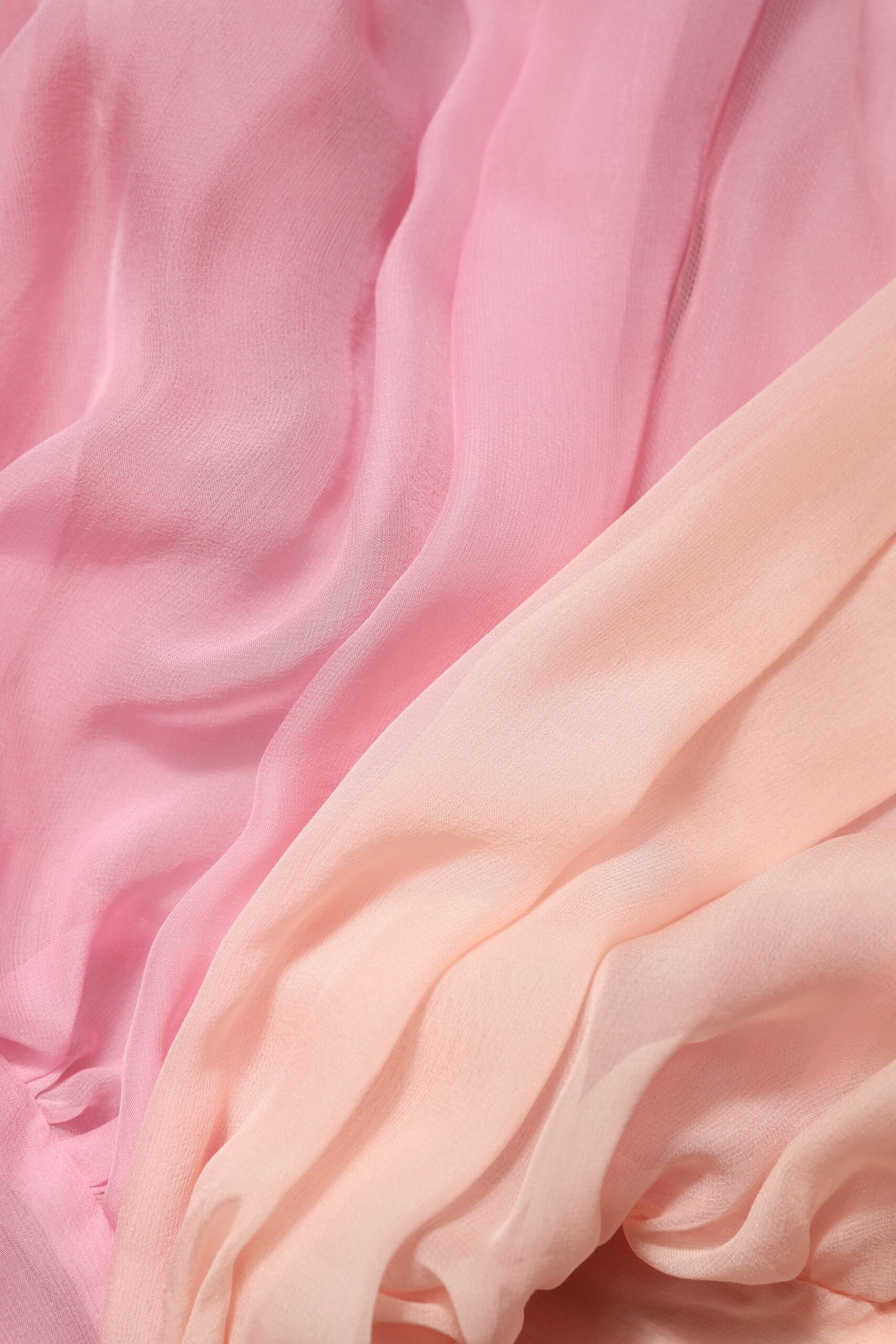 Dolce & Gabbana Top blusa rosa con scollo a V profondo e maniche lunghe