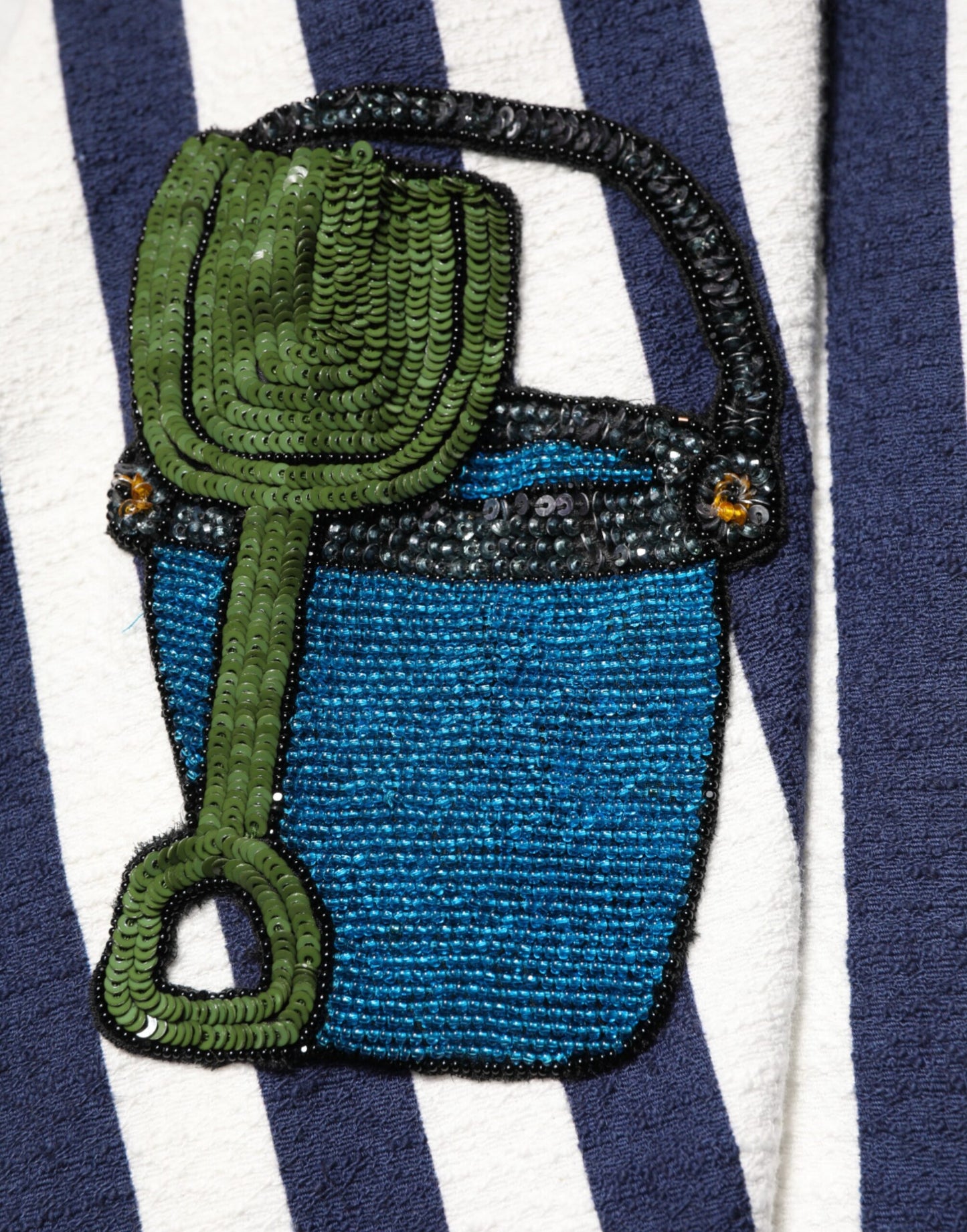 Abito a trapezio ricamato a righe bianche e blu di Dolce & Gabbana