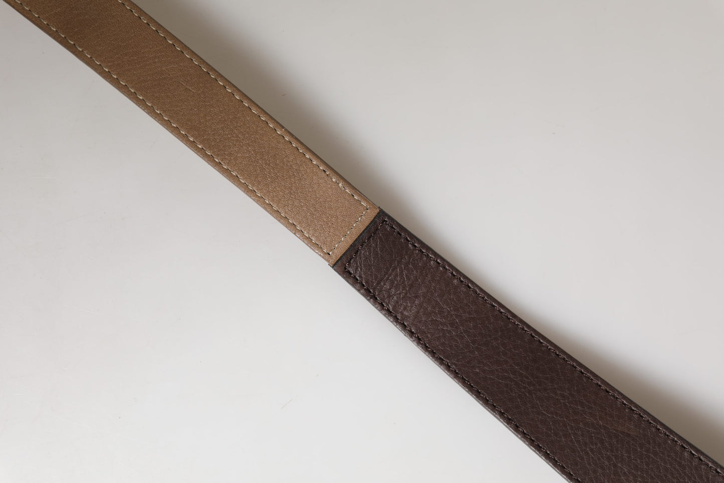 Cintura da donna larga in vera pelle marrone con logo GF Ferre