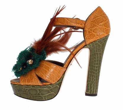 Sandali con plateau in pelle arancione e cristalli Dolce &amp; Gabbana