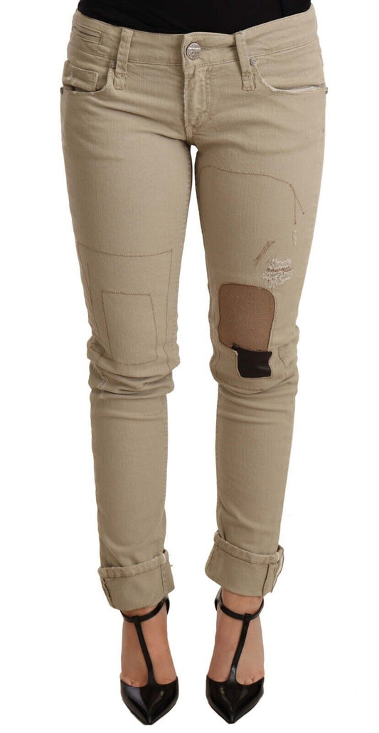 Pantaloni aderenti piegati in denim beige Acht con fondo in cotone