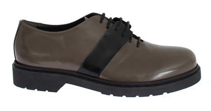 AI_ Scarpe con lacci in pelle grigio-marrone