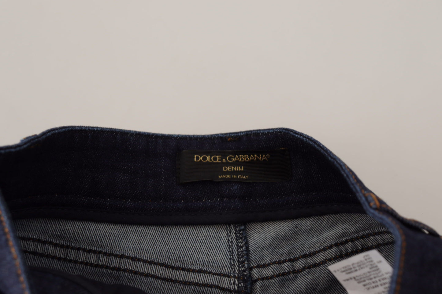Pantaloncini corti in denim elasticizzato blu con cristalli Dolce &amp; Gabbana