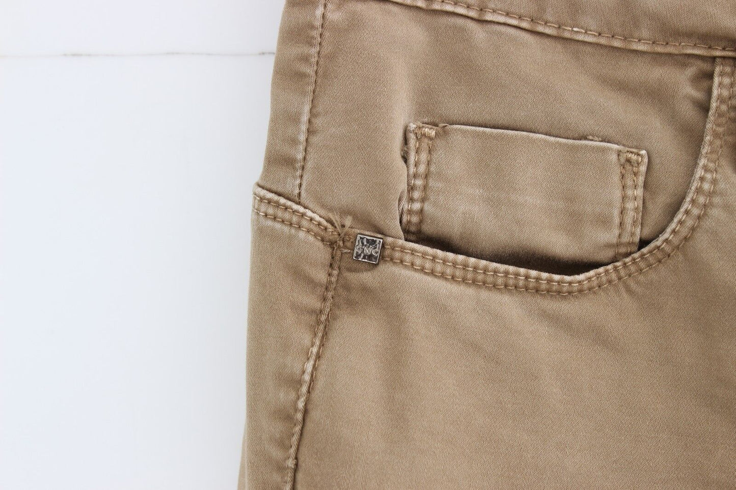 Pantaloni in denim elasticizzati a gamba dritta beige Costume National