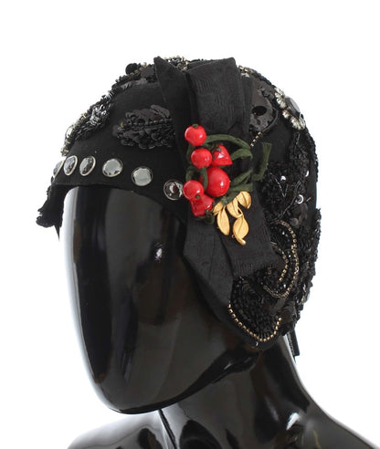 Cappello con spilla Dolce &amp; Gabbana con ciliegie dorate e cristalli neri