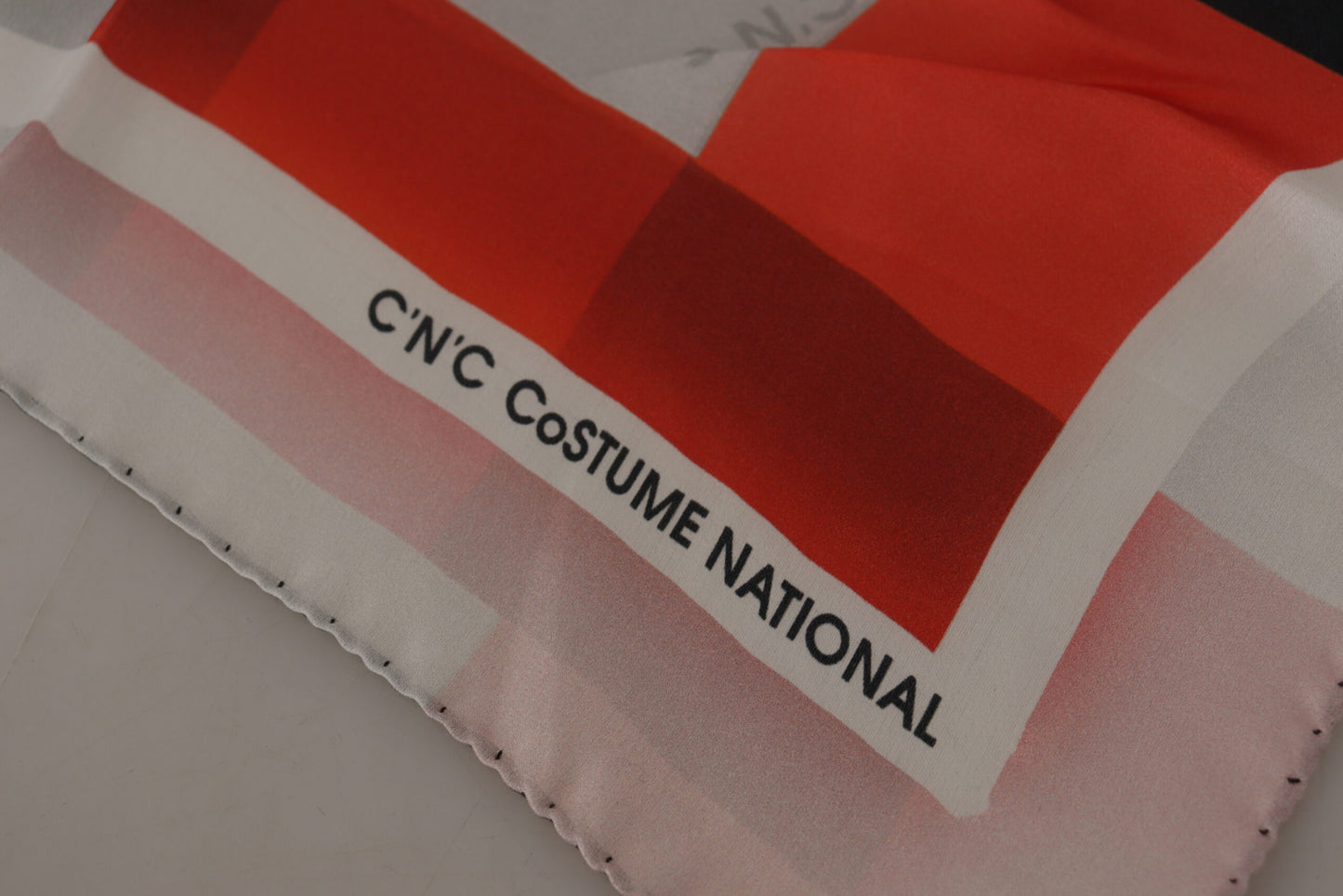 Sciarpa foulard in seta grigio-rossa Costume National