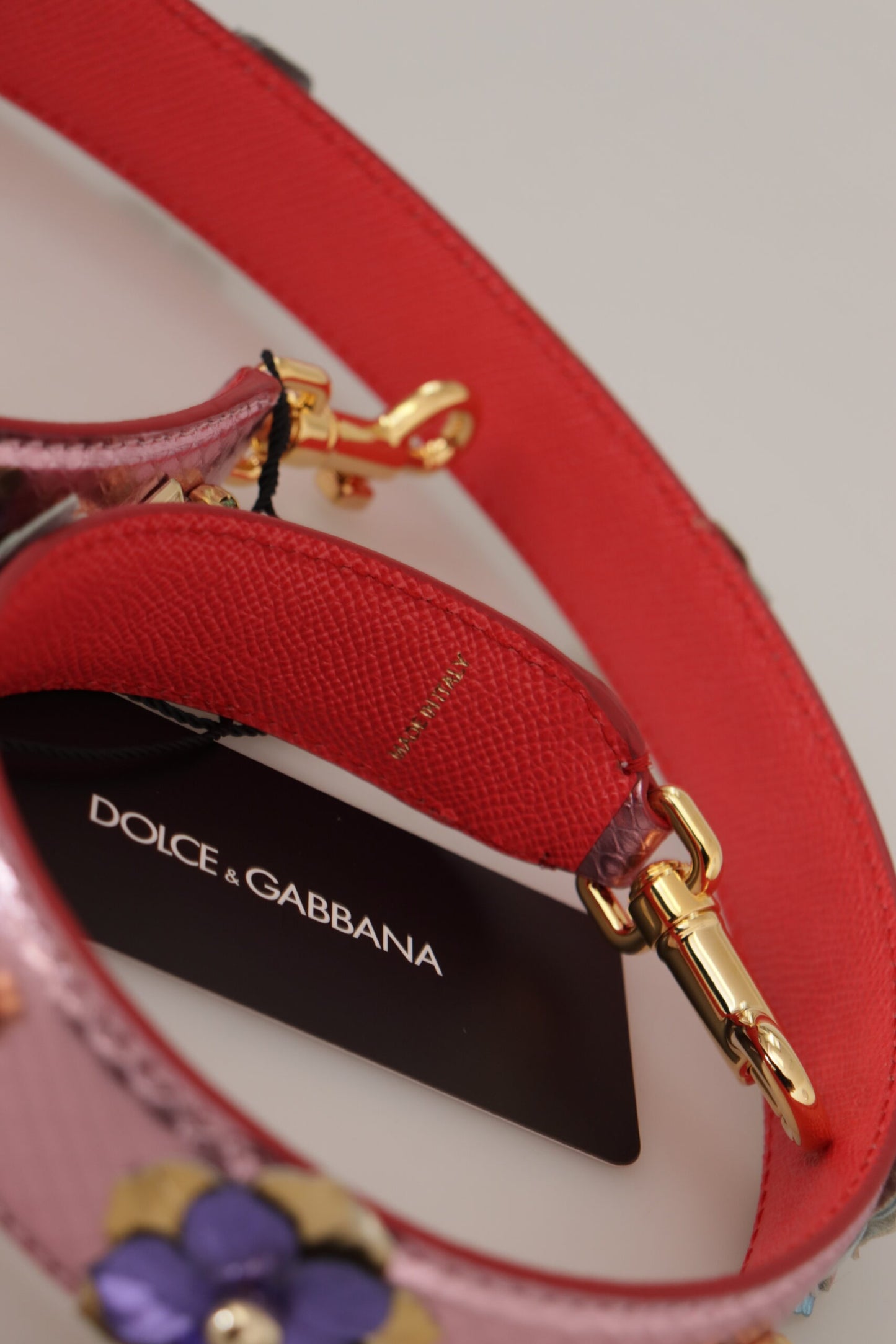 Tracolla in pelle rosa metallizzata con borchie Dolce &amp; Gabbana