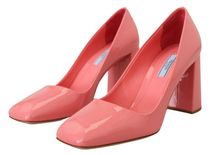 Prada - Décolleté classiche con tacco a blocco in vernice rosa