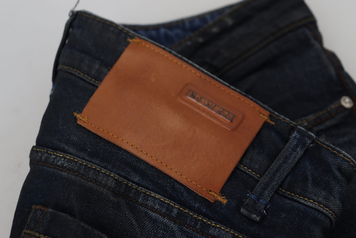 Jeans casual da donna slim fit a vita bassa in cotone blu Acht