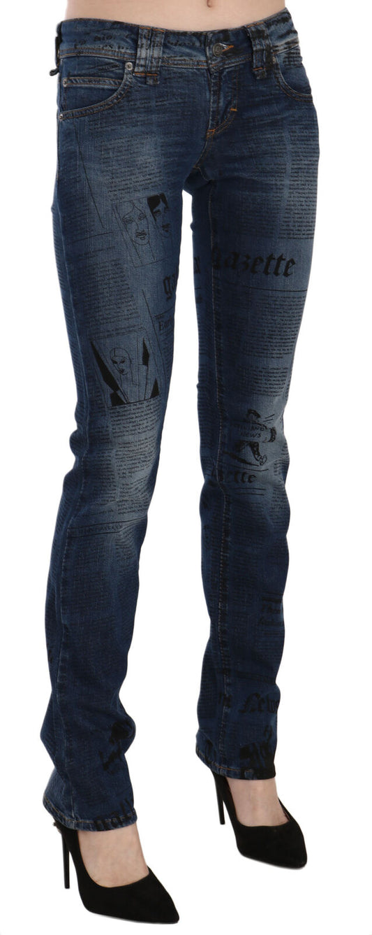 Pantaloni in denim skinny a vita bassa con stampa di giornale blu John Galliano