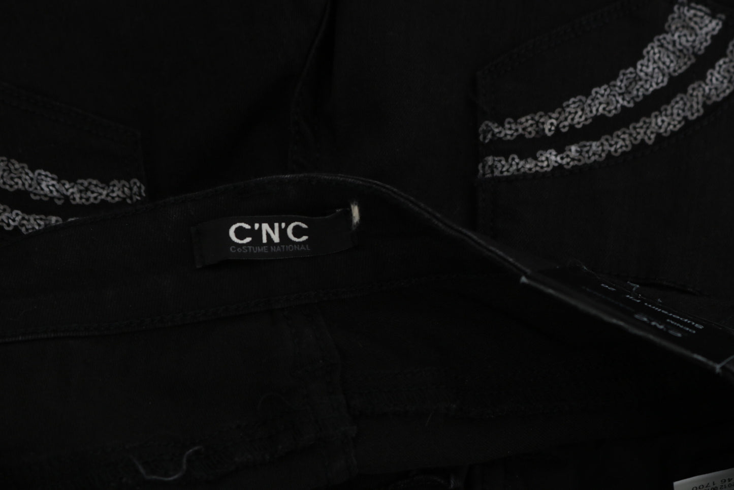 Jeans slim fit a vita media con paillettes nere di Costume National