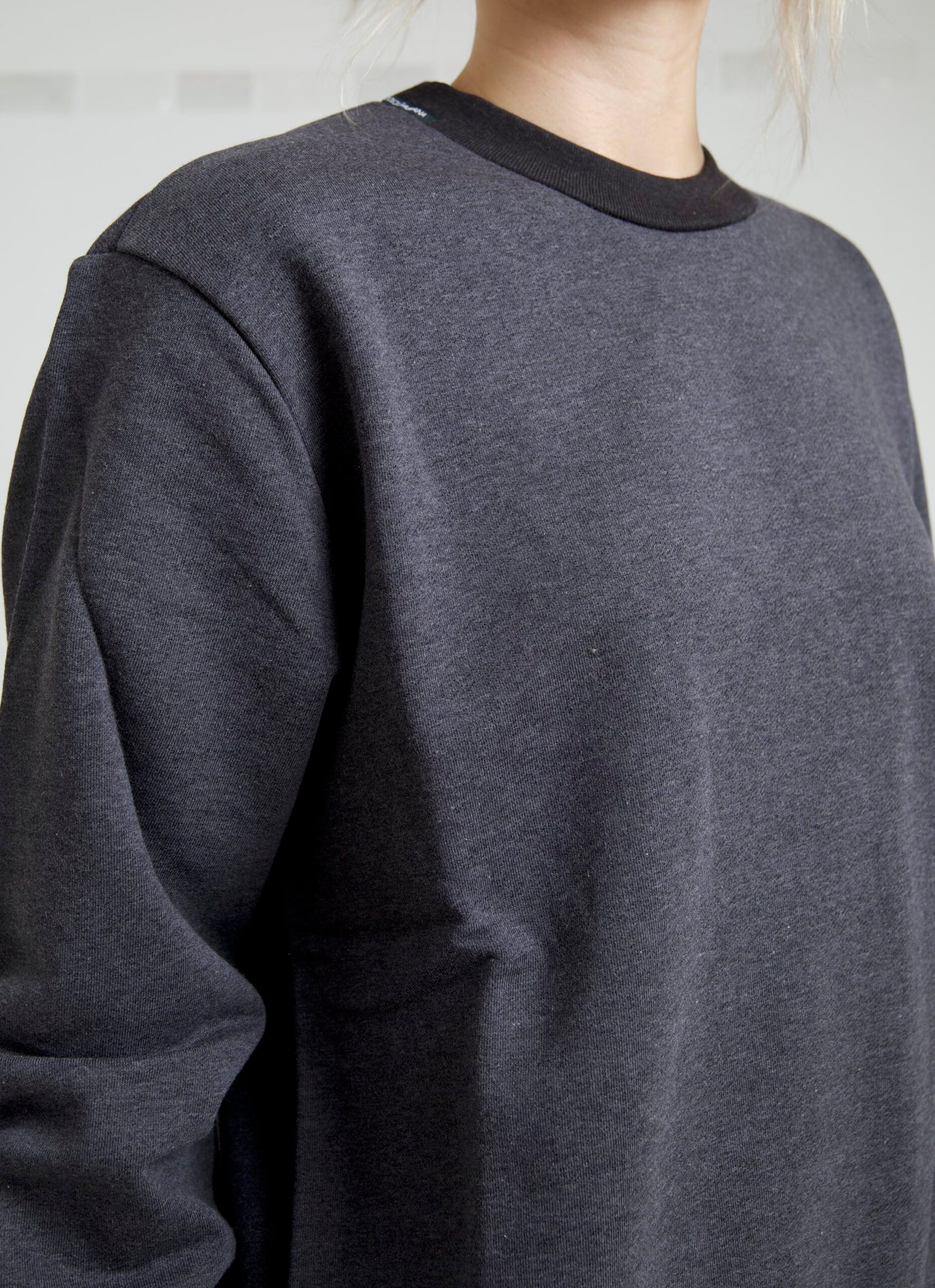 Dolce &amp; Gabbana Maglione girocollo in cotone grigio scuro
