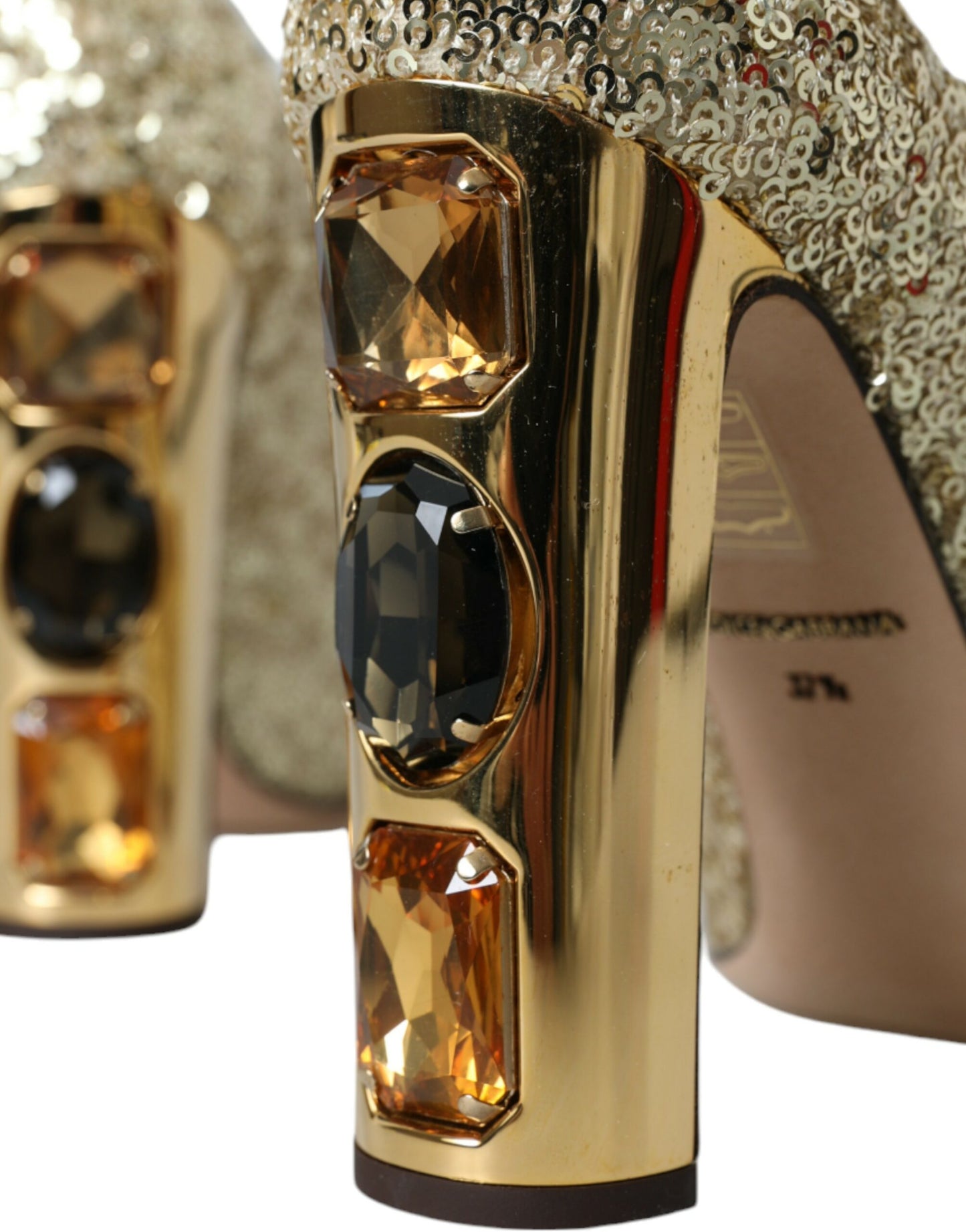 Scarpe con tacco e paillettes dorate e cristalli Dolce &amp; Gabbana