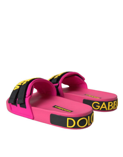 Dolce &amp; Gabbana, sandali da spiaggia con logo rosa e nero