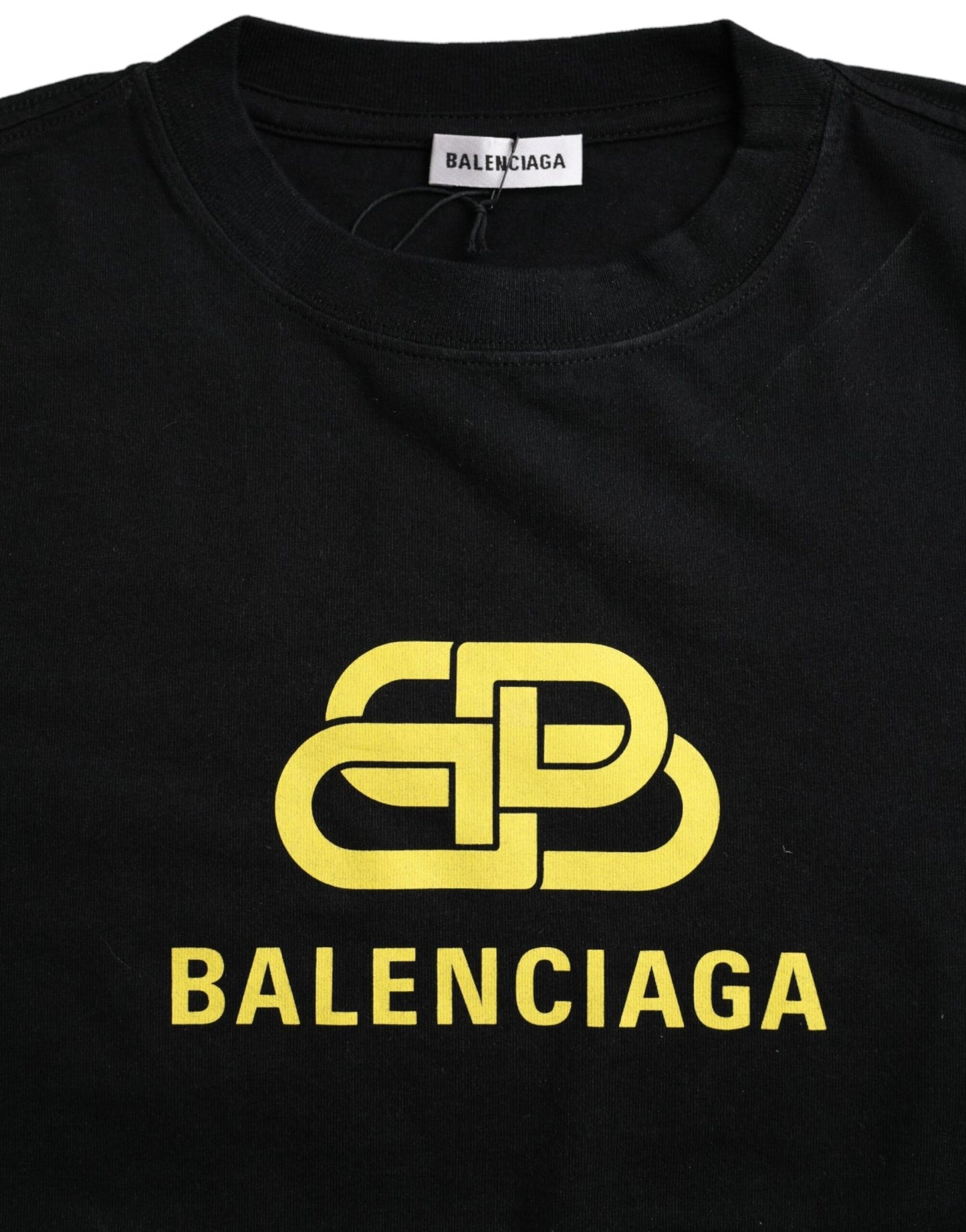 T-shirt a maniche corte con scollo rotondo e stampa logo Balenciaga in cotone nero
