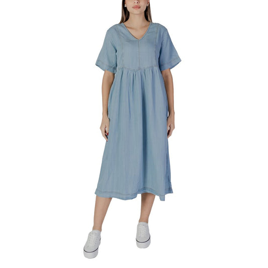 B.Young Abito lungo in cotone azzurro chiaro