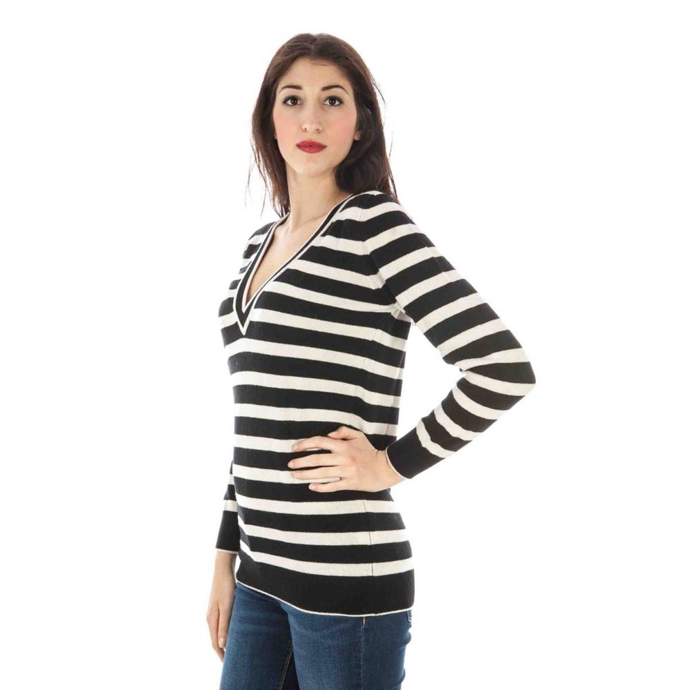 Maglione da donna in lana nera Fred Perry
