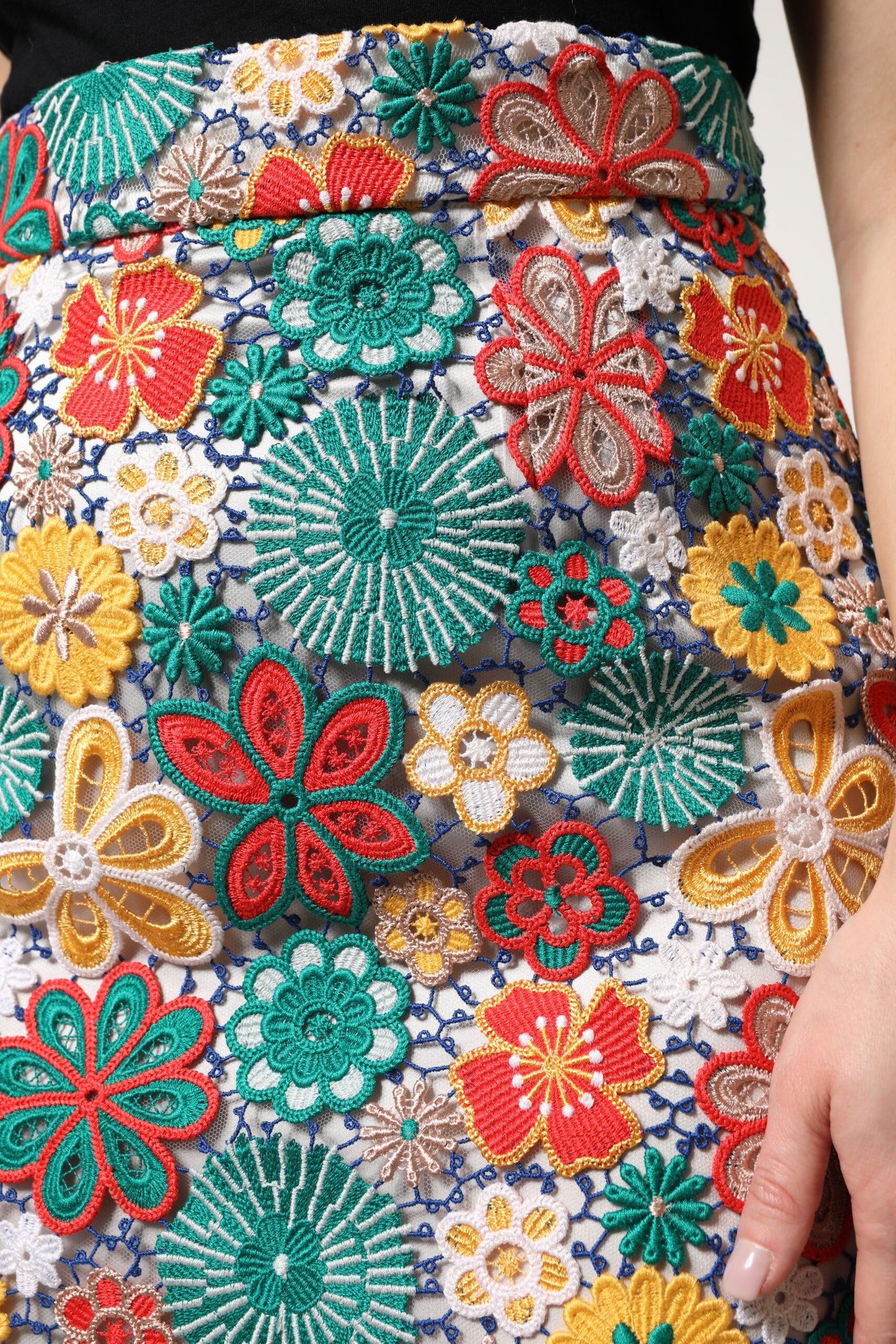 Minigonna a vita alta in pizzo floreale multicolore Dolce &amp; Gabbana