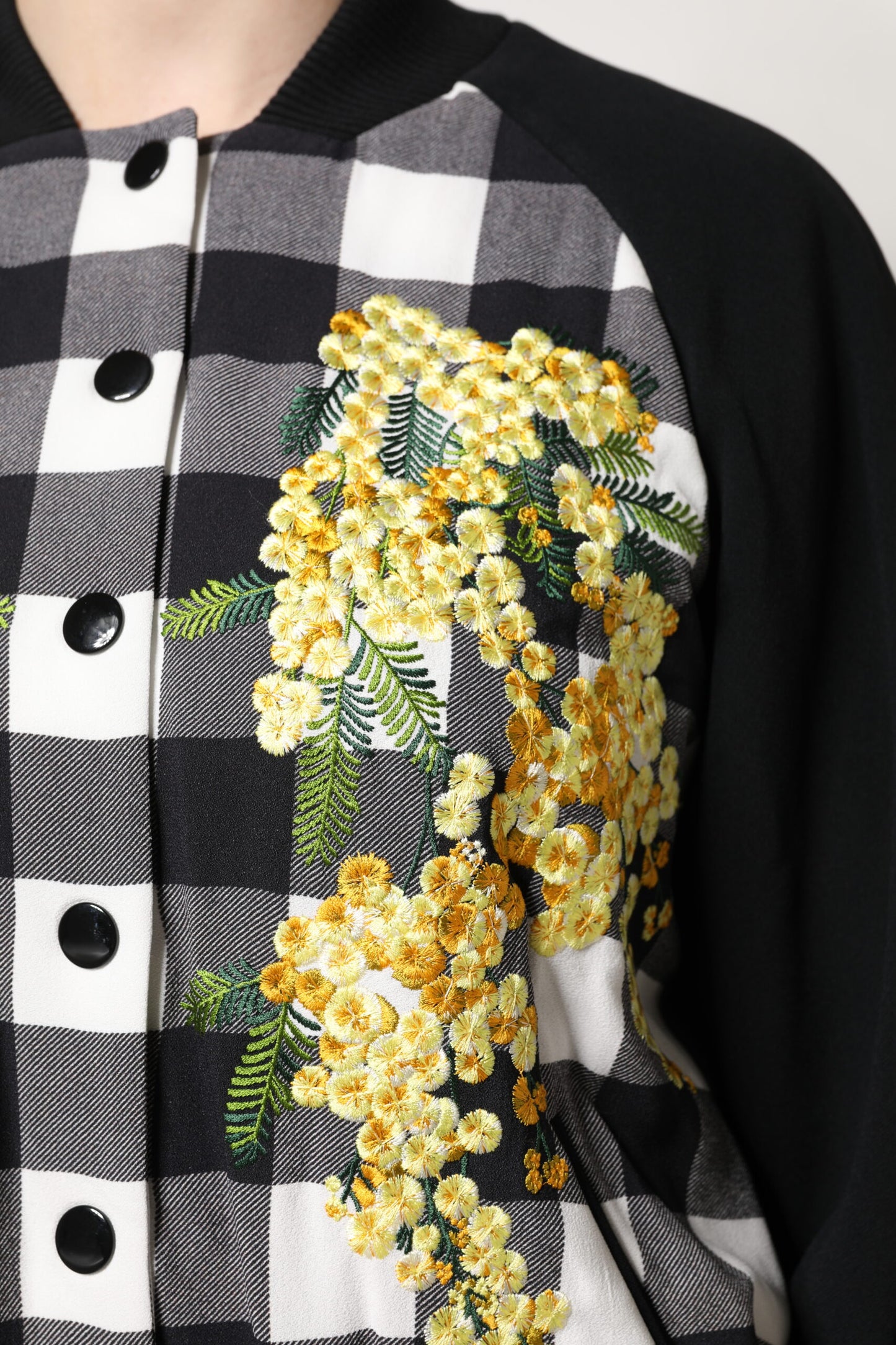 Giacca Dolce &amp; Gabbana con bottoni a quadri bianchi e neri a fiori
