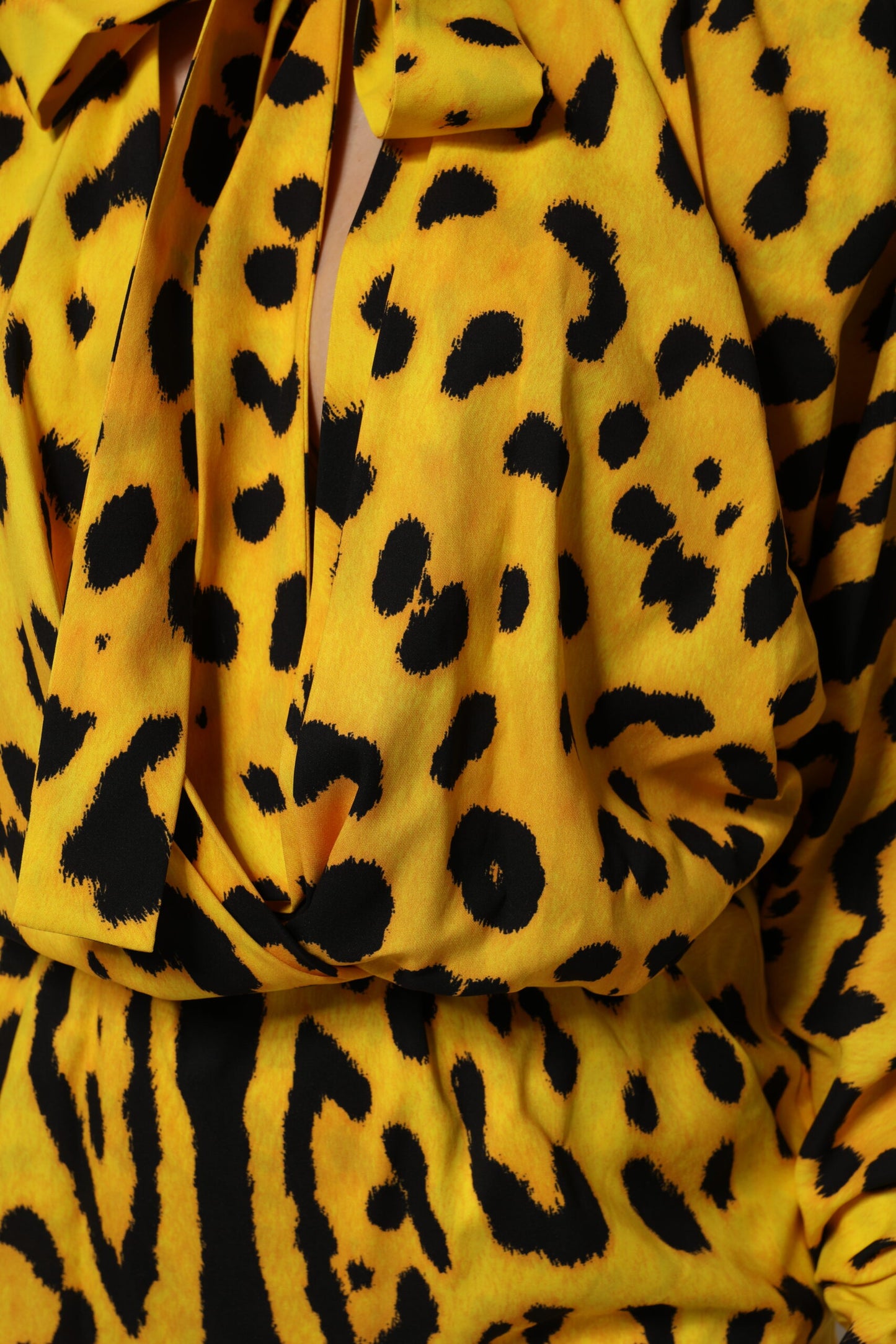 Abito tuta a maniche lunghe con stampa leopardata gialla Dolce &amp; Gabbana
