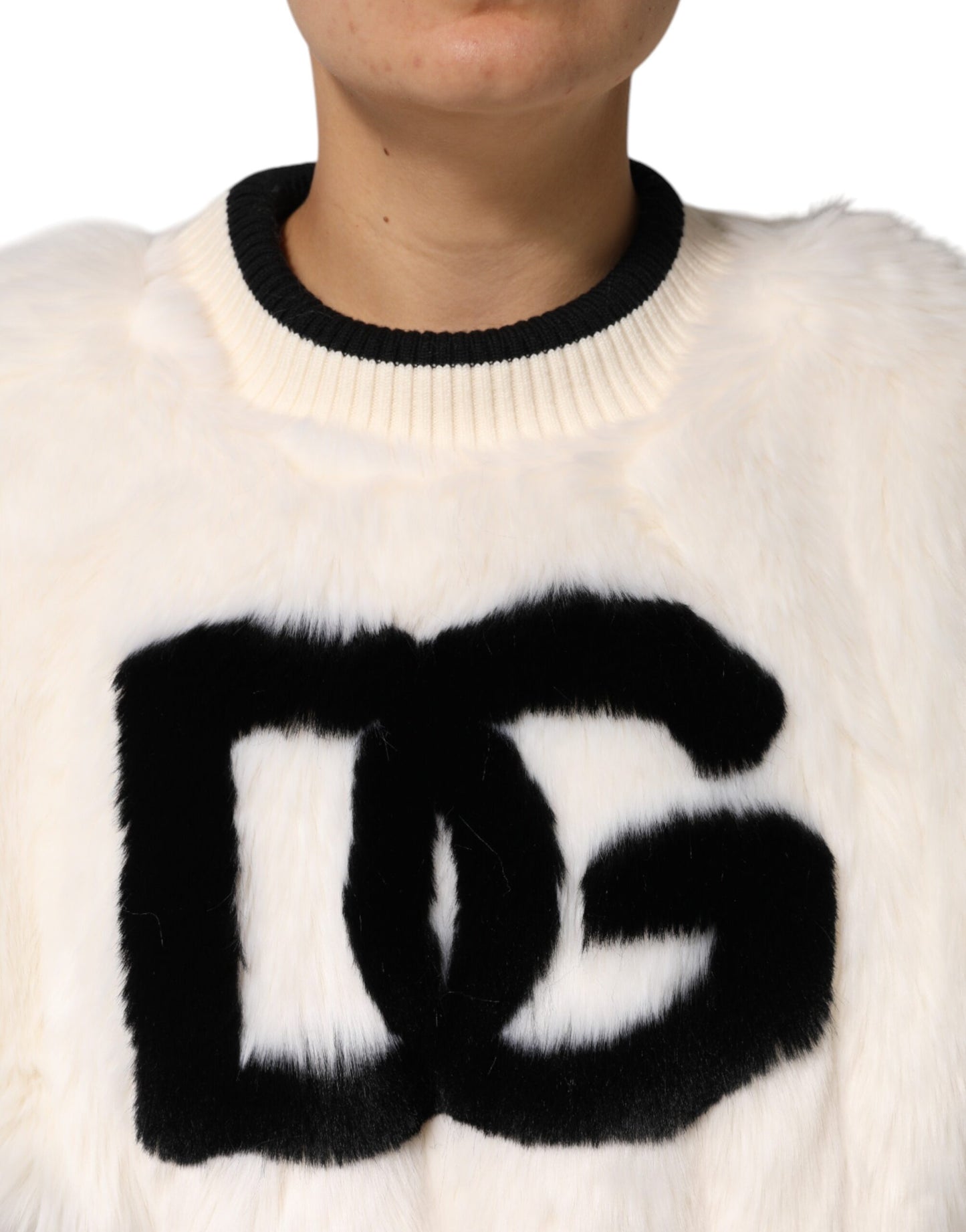 Dolce &amp; Gabbana Felpa con cappuccio in pelliccia sintetica bianca corta DG