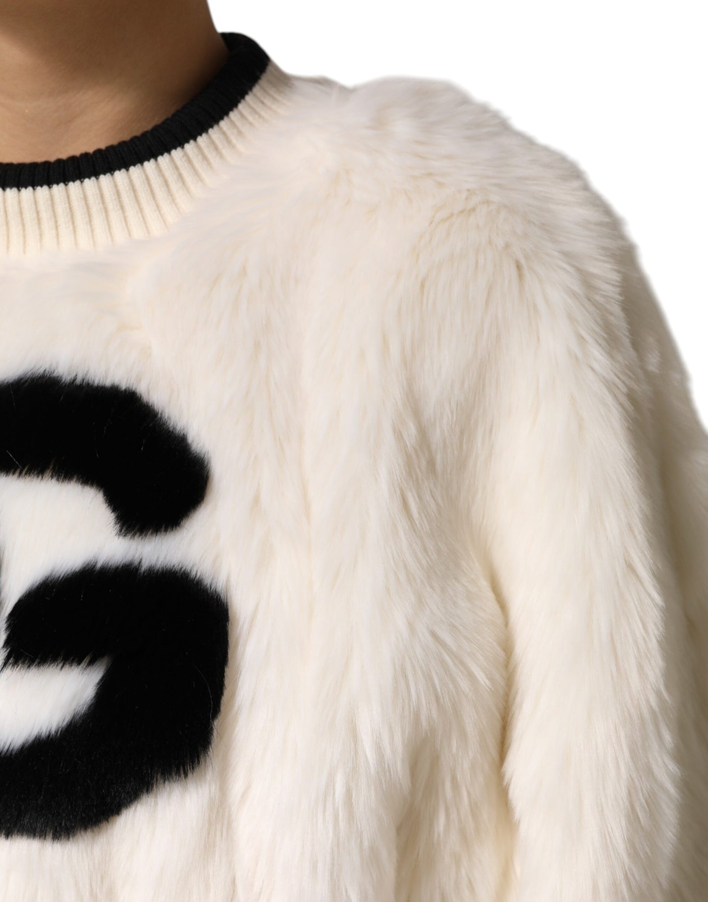 Dolce &amp; Gabbana Felpa con cappuccio in pelliccia sintetica bianca corta DG