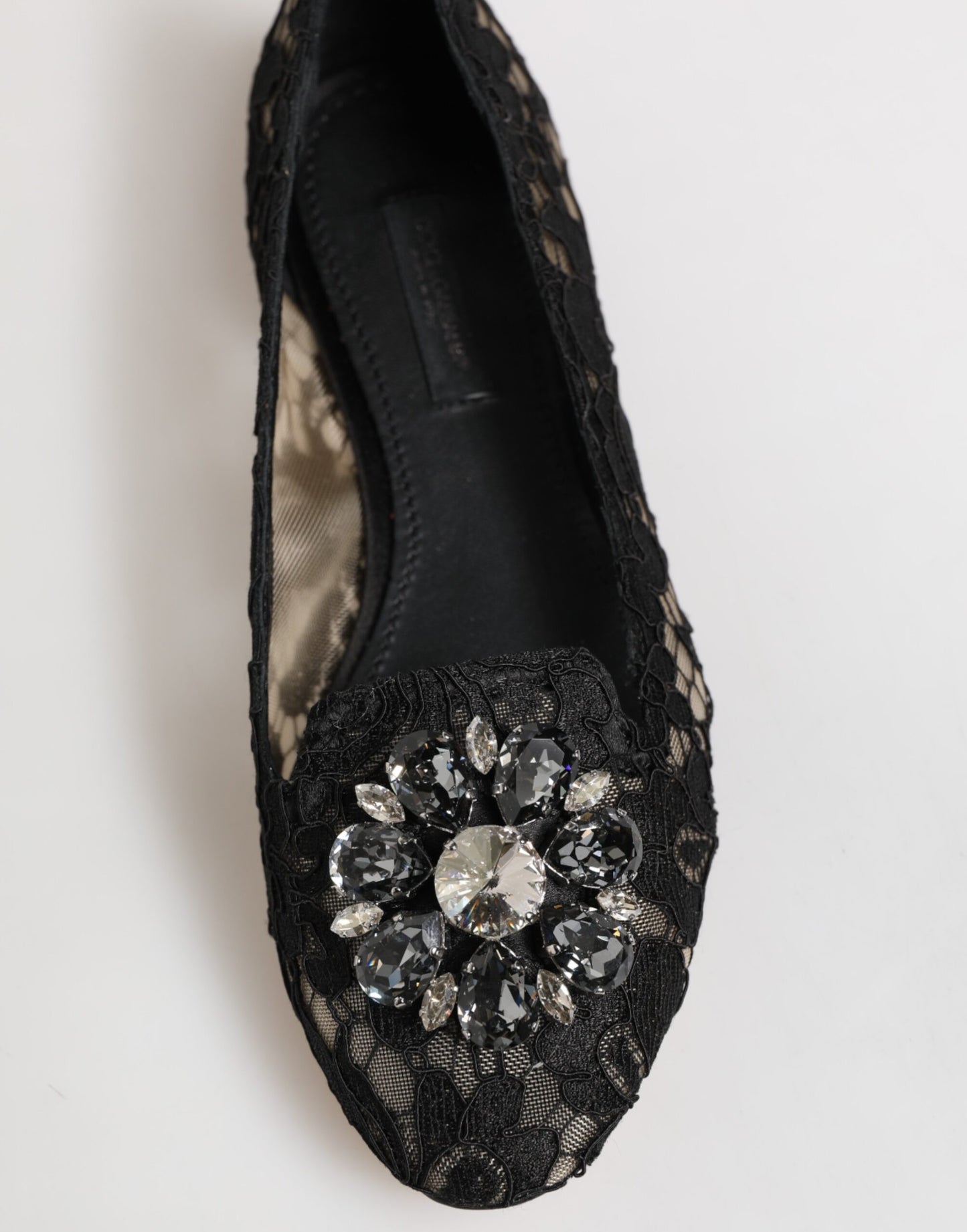 Dolce &amp; Gabbana Scarpe basse nere con pizzo Taormina e cristalli