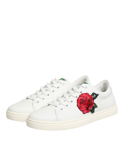 Scarpe basse Dolce &amp; Gabbana in pelle bianca con ricamo a forma di rosa