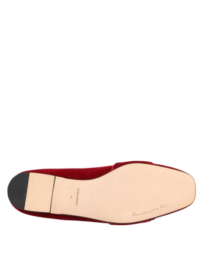 Mocassini con fibbia in cristallo in velluto rosso Dolce &amp; Gabbana