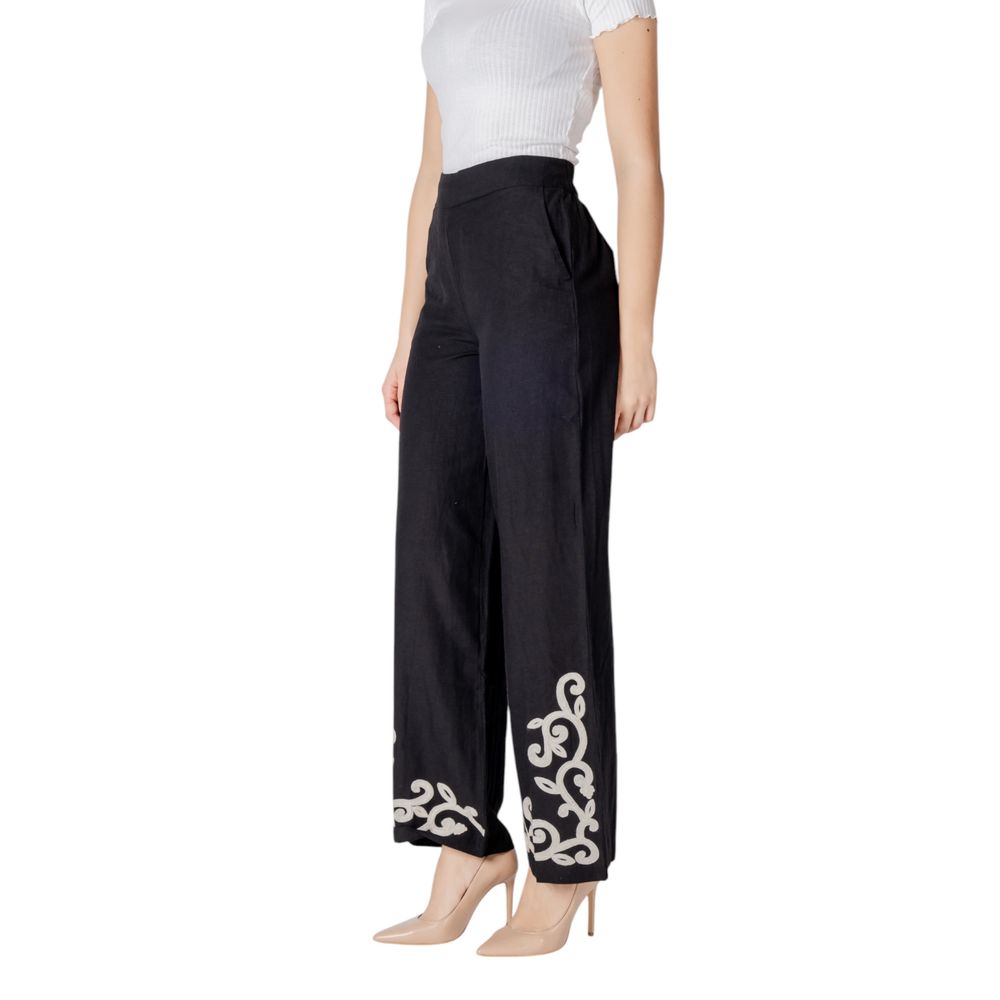 Pantaloni svasati in viscosa nera Vila Clothes