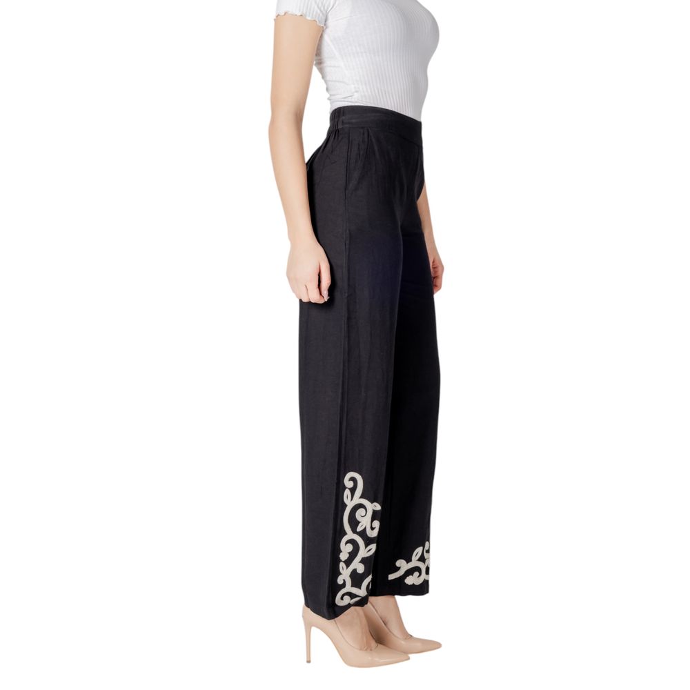 Pantaloni svasati in viscosa nera Vila Clothes
