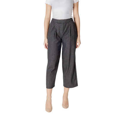 Jeans corti in cotone nero ICHI
