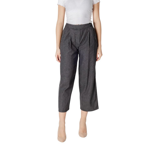 Jeans corti in cotone nero ICHI