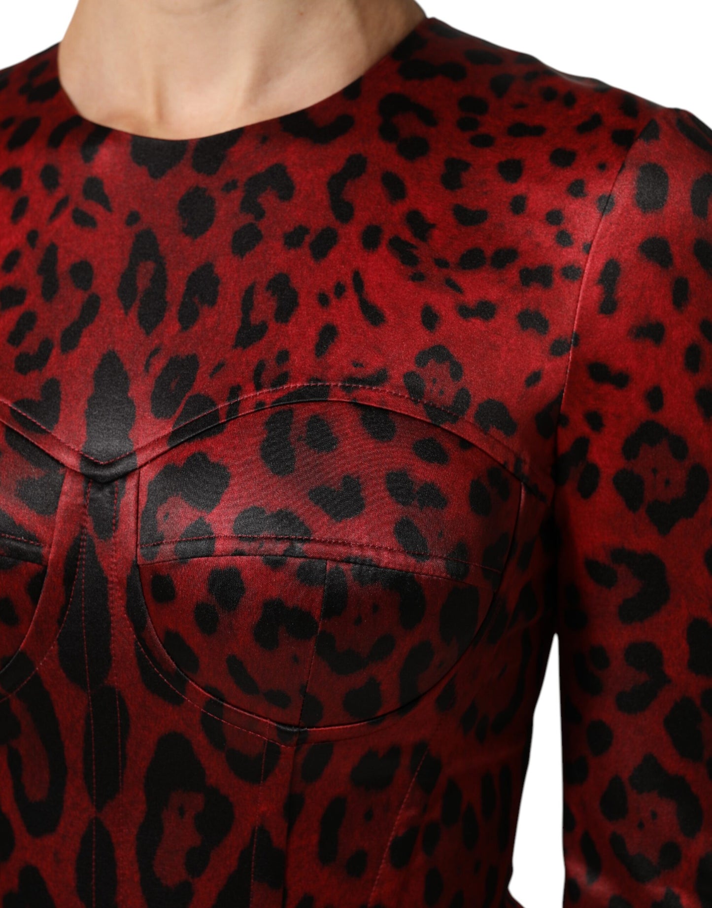 Abito a tubino con maniche lunghe in stampa leopardata rossa Dolce &amp; Gabbana