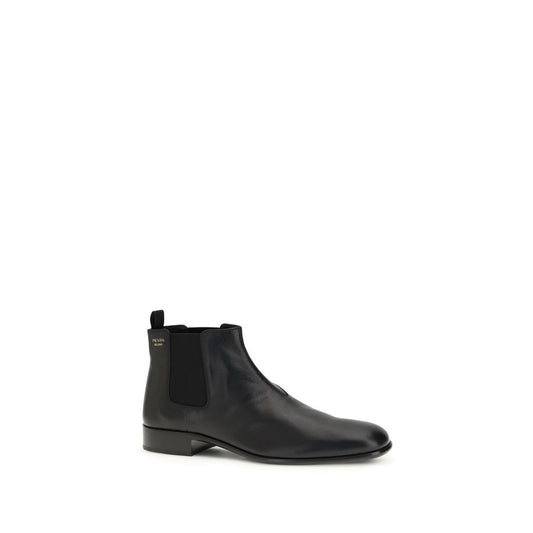 Stivaletti Prada in pelle di capra nera